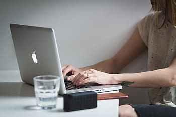 E-commerce Marketer